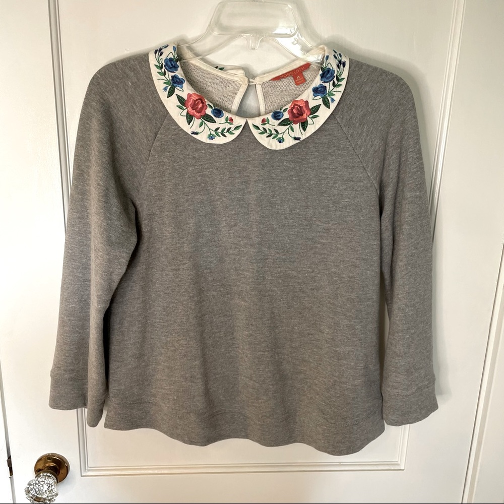 Modcloth embroidered collar sweatshirt